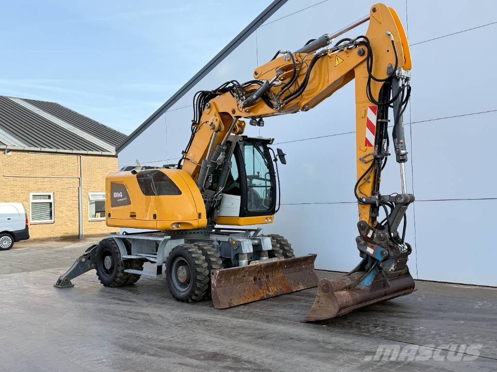Liebherr A914 - Triple Boom / 2 extra Buckets! Bagri na kolesih