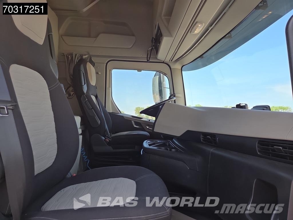 Ford F-Max 500 4X2 Hydraulic Standklima ACC Navi Vetopöytäautot