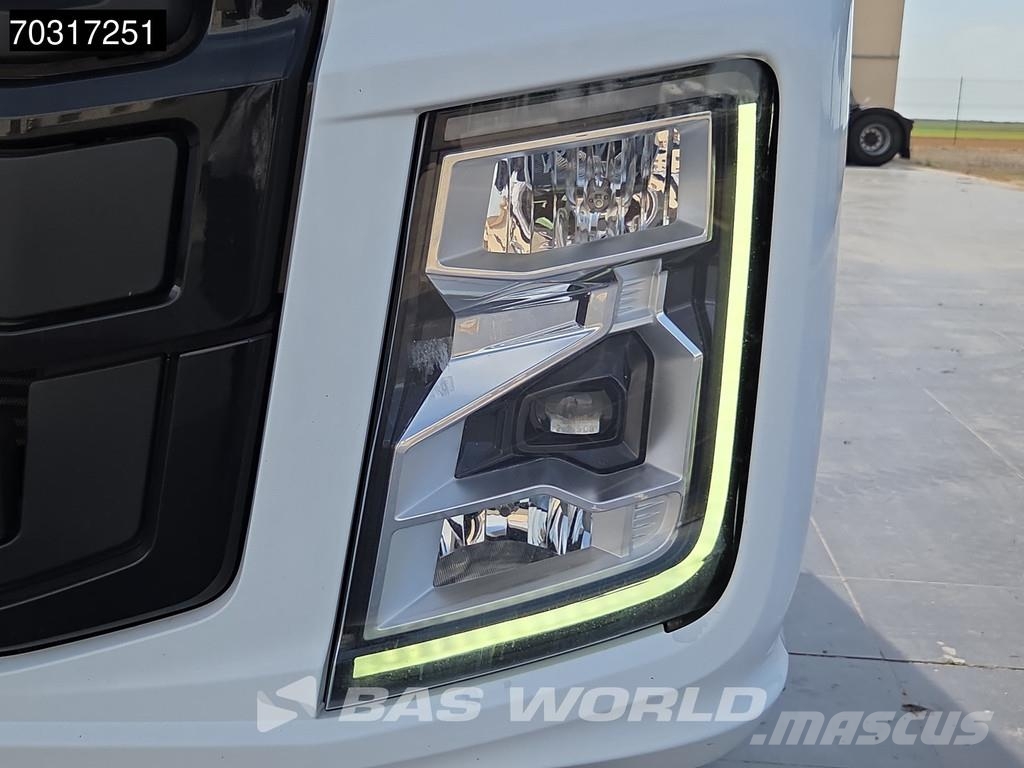Ford F-Max 500 4X2 Hydraulic Standklima ACC Navi Tractor Units