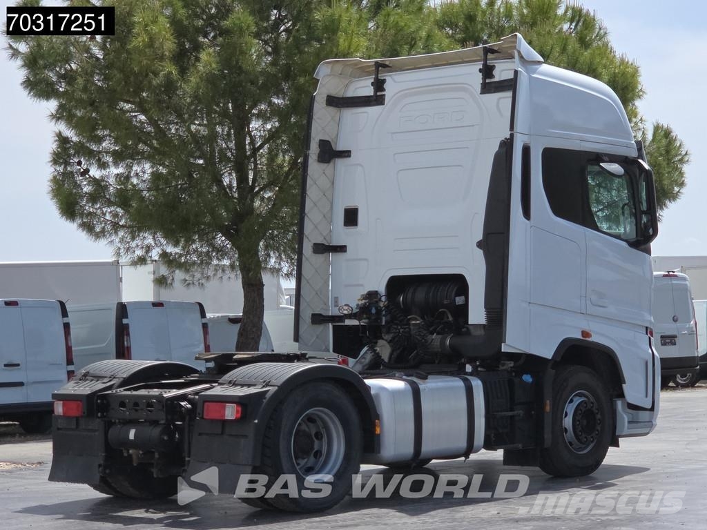 Ford F-Max 500 4X2 Hydraulic Standklima ACC Navi Tractor Units