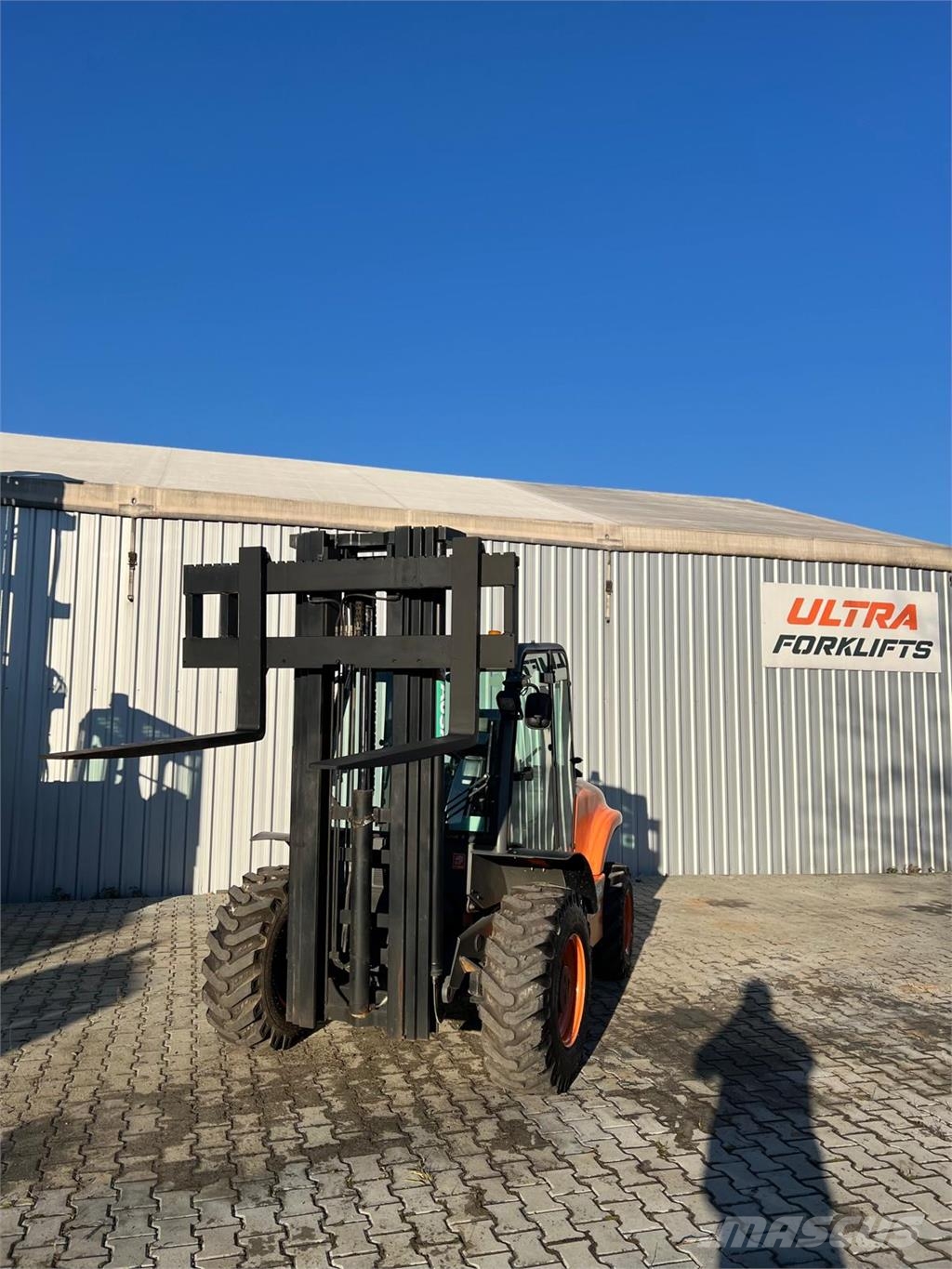 Ausa [DISCOUNT-SALE] C300H 4x4 *Like New* Off Road // K 4-way reach truck