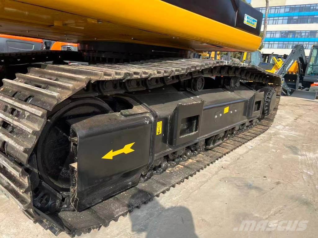 CAT 330 D L Pelle sur chenilles