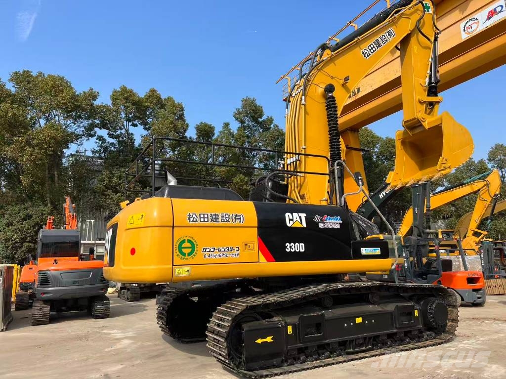 CAT 330 D L Pelle sur chenilles
