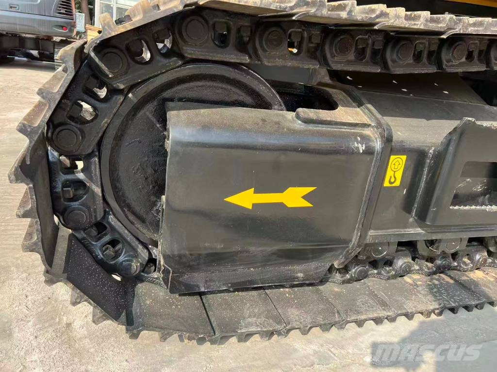 CAT 330 D L Pelle sur chenilles