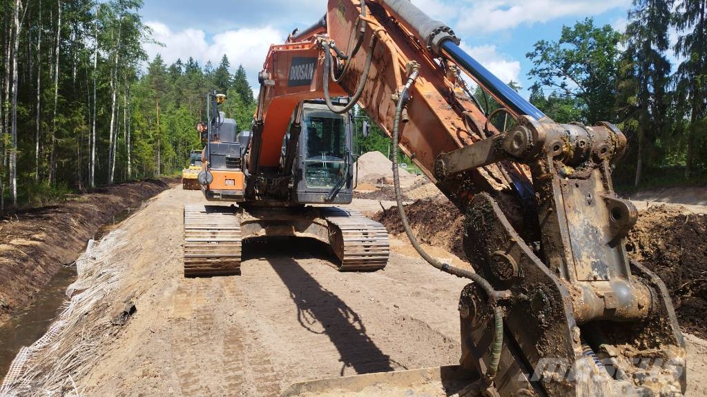 Doosan DX 210LC-7 Rupsgraafmachines