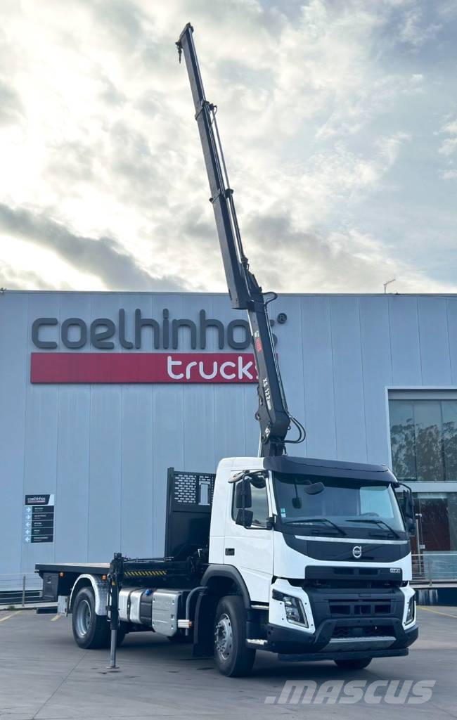 Volvo FMX 330 + Hiab 122 Lastbil med lad/Flatbed