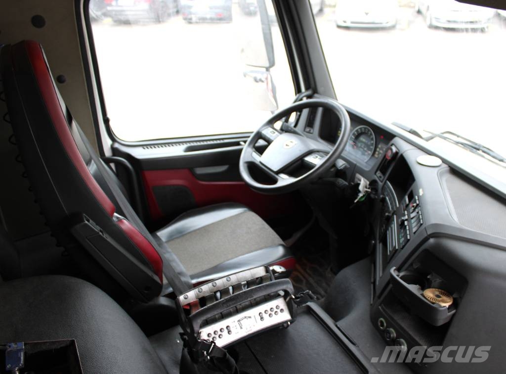 Volvo FMX 330 + Hiab 122 Lastbil med lad/Flatbed