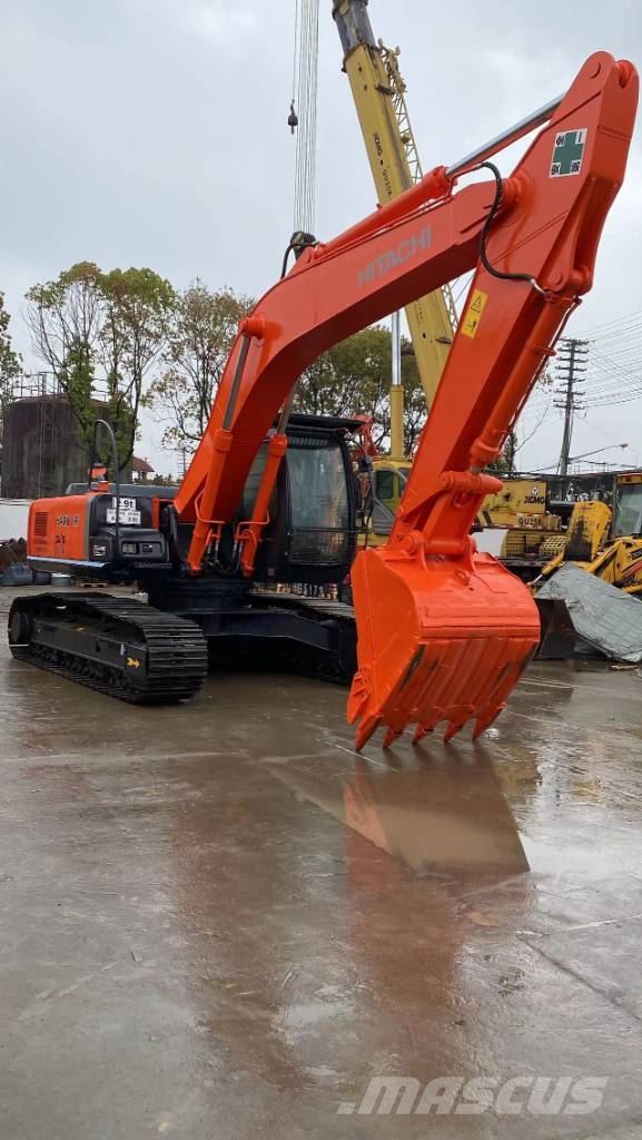 Hitachi ZX 240 履带挖掘机