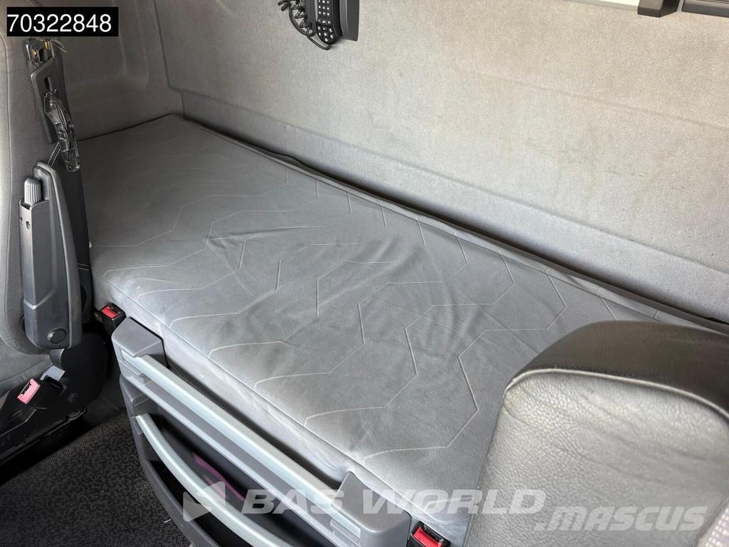 Renault T 480 4X2 SleeperCab Retarder Standklima PTO ACC Sattelzugmaschinen