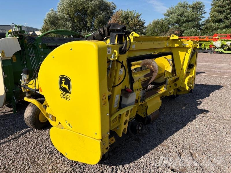 John Deere 9700 Stage 5 Selbstfahrende Häcksler
