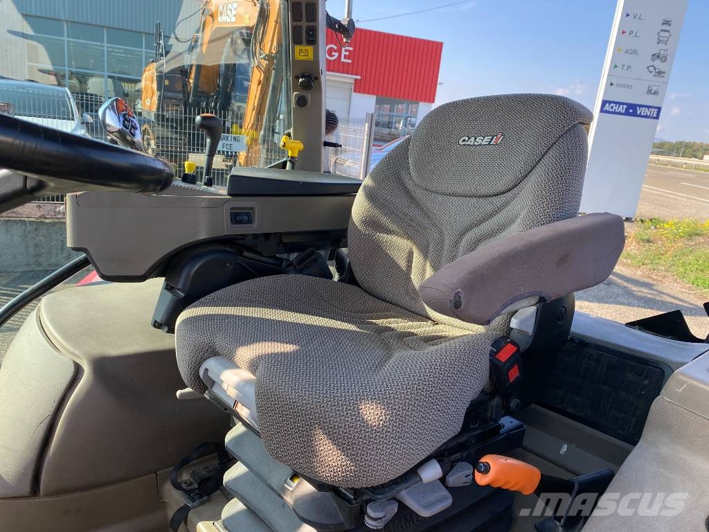 Case IH MAXXUM 125 MultiController 40Km/h endommagé Traktorit