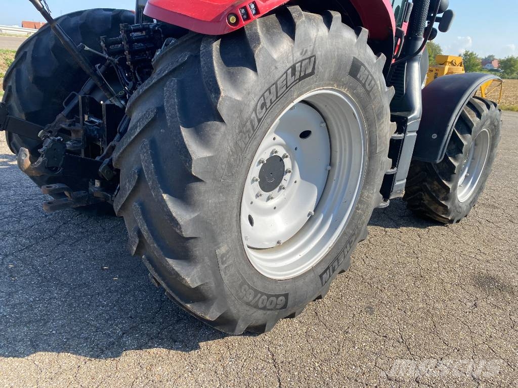 Case IH MAXXUM 125 MultiController 40Km/h endommagé Traktorit