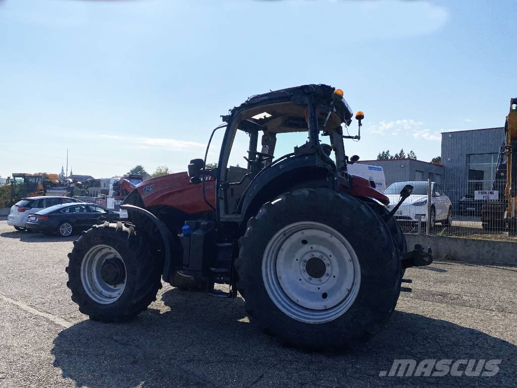 Case IH MAXXUM 125 MultiController 40Km/h endommagé Traktorit