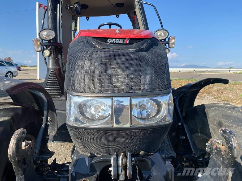 Case IH MAXXUM 125 MultiController 40Km/h endommagé Traktorit