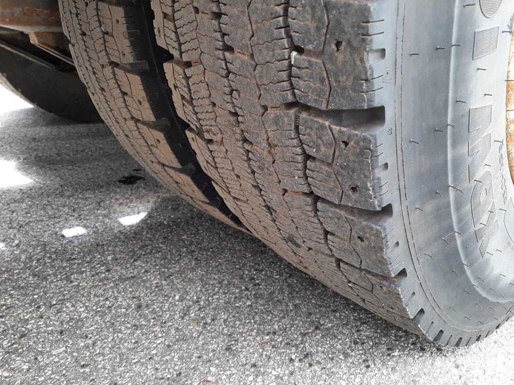 Volvo FH500 6X2 PALIFT + HMF 2120 K5 شاحنات الرافعات الخطافية