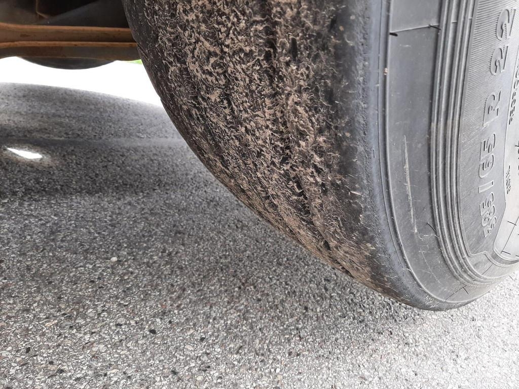 Volvo FH500 6X2 PALIFT + HMF 2120 K5 شاحنات الرافعات الخطافية