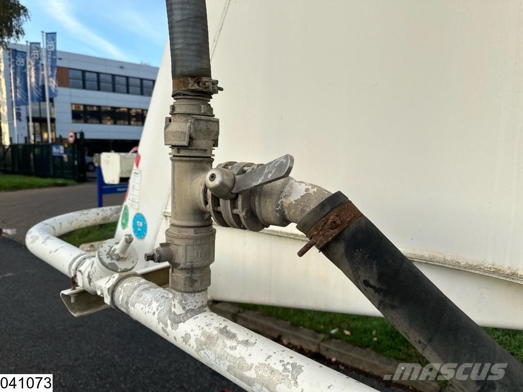 Spitzer Silo 39.000 Lter, 1 Comp. Tankauflieger