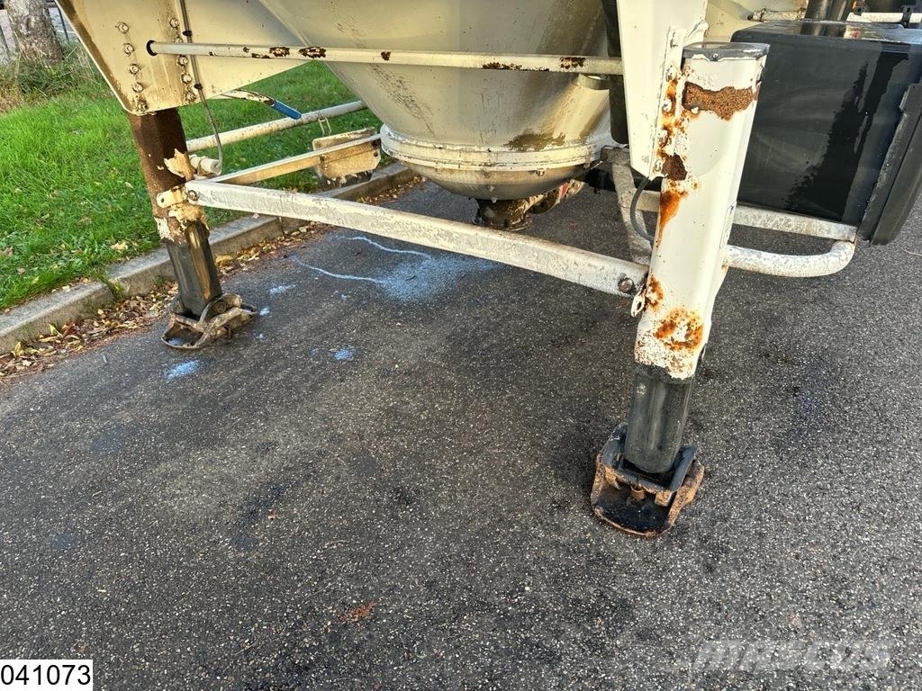 Spitzer Silo 39.000 Lter, 1 Comp. 罐體半拖車