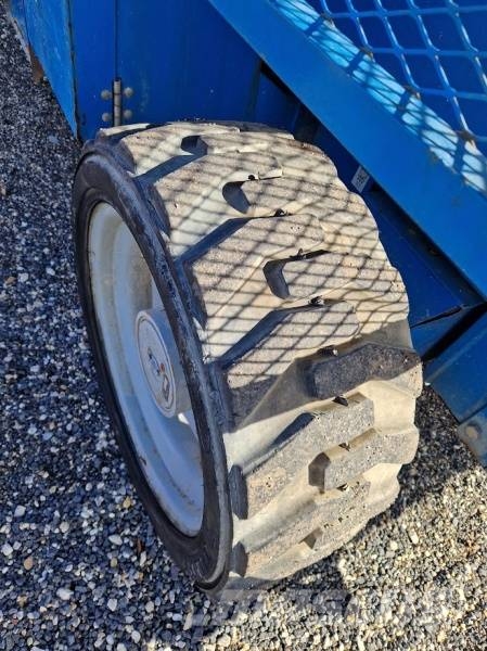 Genie GS5390 - 18m - 4x4 - Diesel رافعات مقصية الشكل
