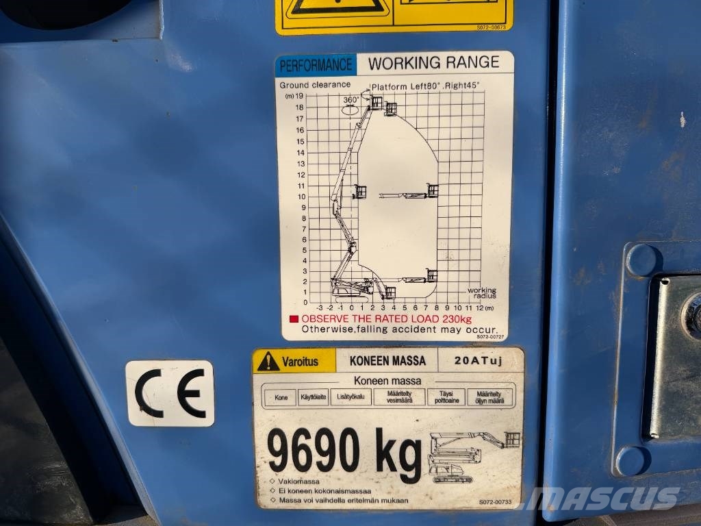 Nagano 20ATuj Plataformas con brazo de elevación telescópico