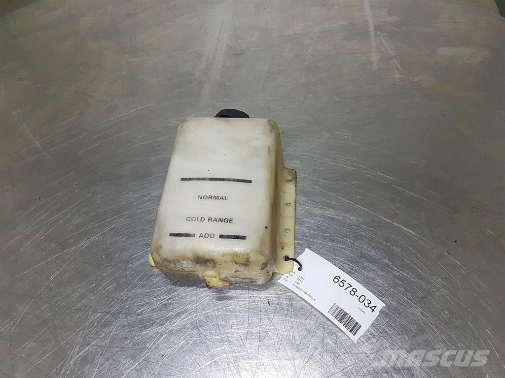 CASE 621D - Tank/Behälter/Reservoir Καμπίνες και εσωτερικό