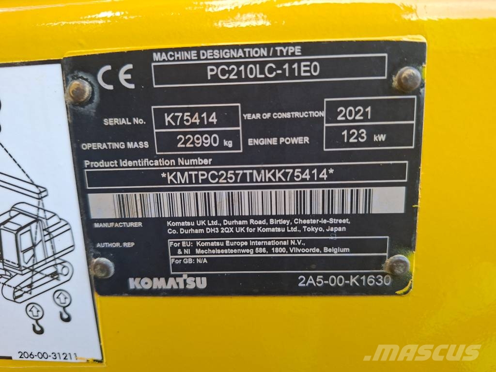 Komatsu PC 210 LC-11 Crawler excavators