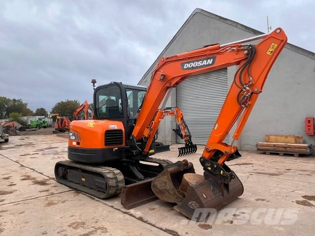 Develon DX 62 R-3 Mini kotrók < 7t