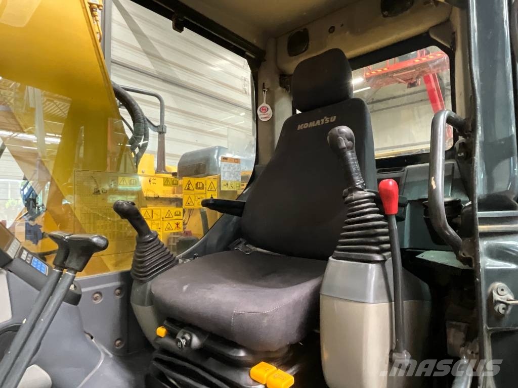 Komatsu PC 138 US-11 Pásová rýpadla