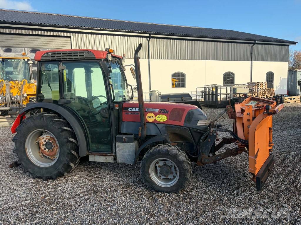 Case IH Quantum 75N الجرارات