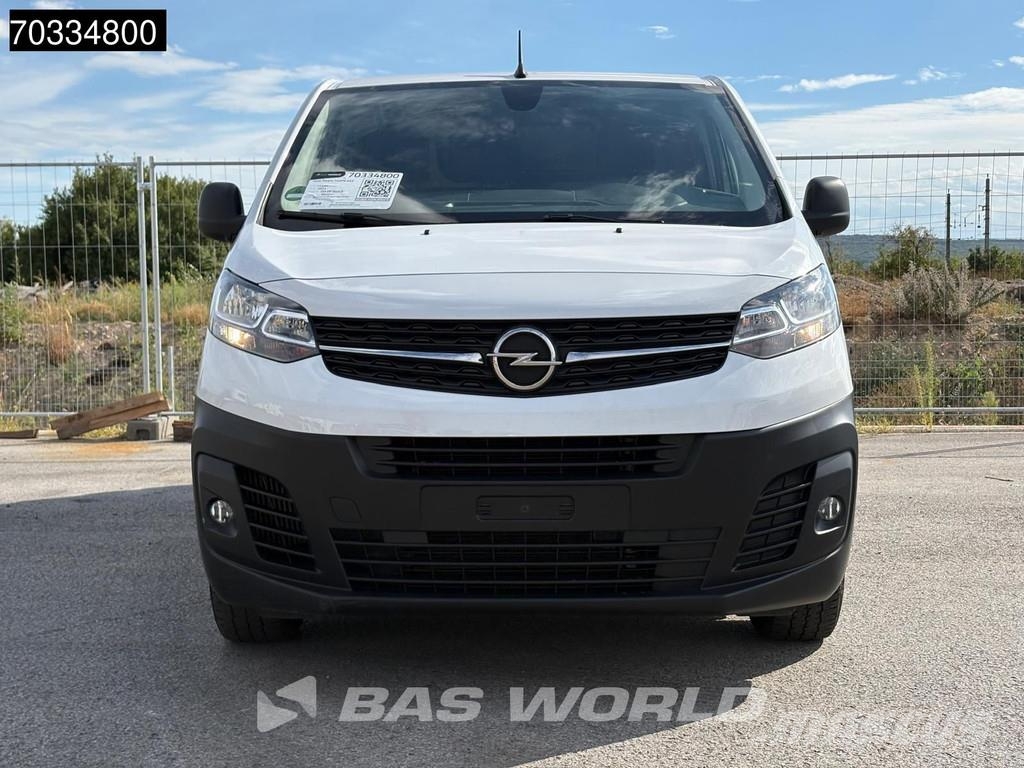 Opel Vivaro 145pk L3H1 Navi Klima Tempomat Kamera Parke Utilitara