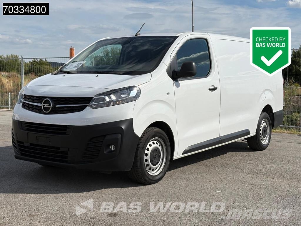 Opel Vivaro 145pk L3H1 Navi Klima Tempomat Kamera Parke Utilitara