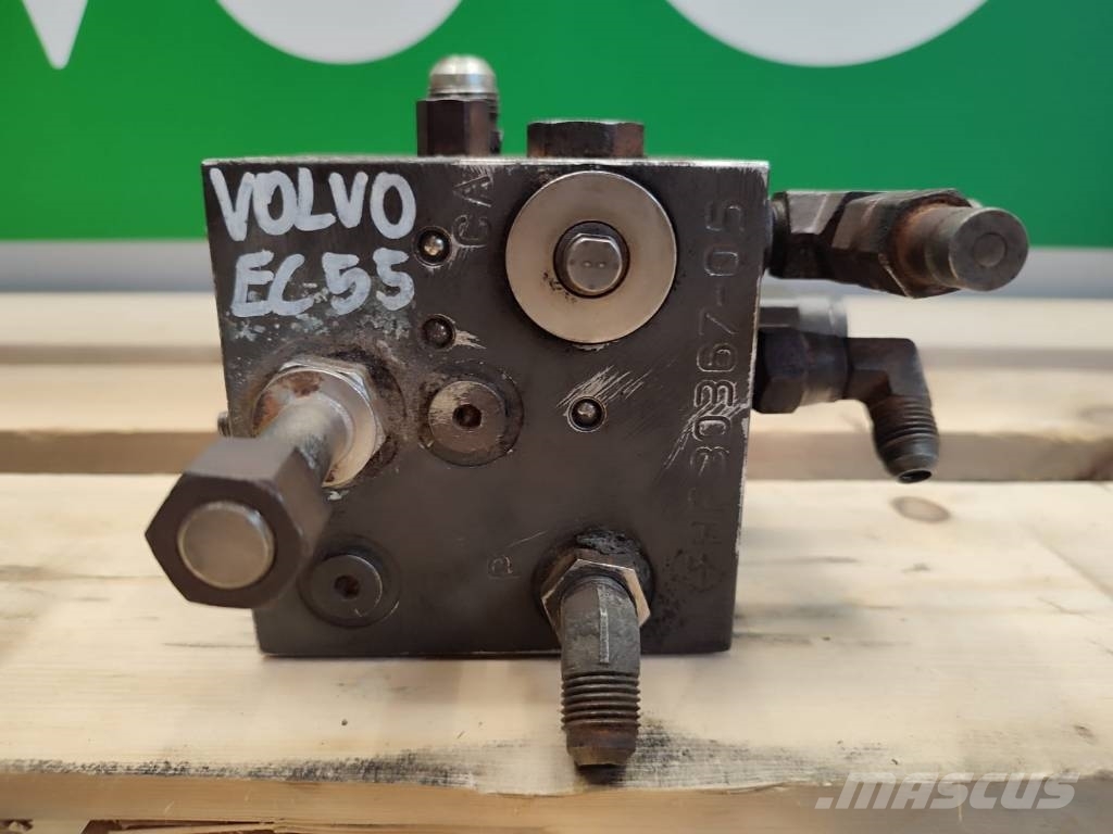 Volvo Hydraulic block 3036705 Volvo EC55 Hydraulics