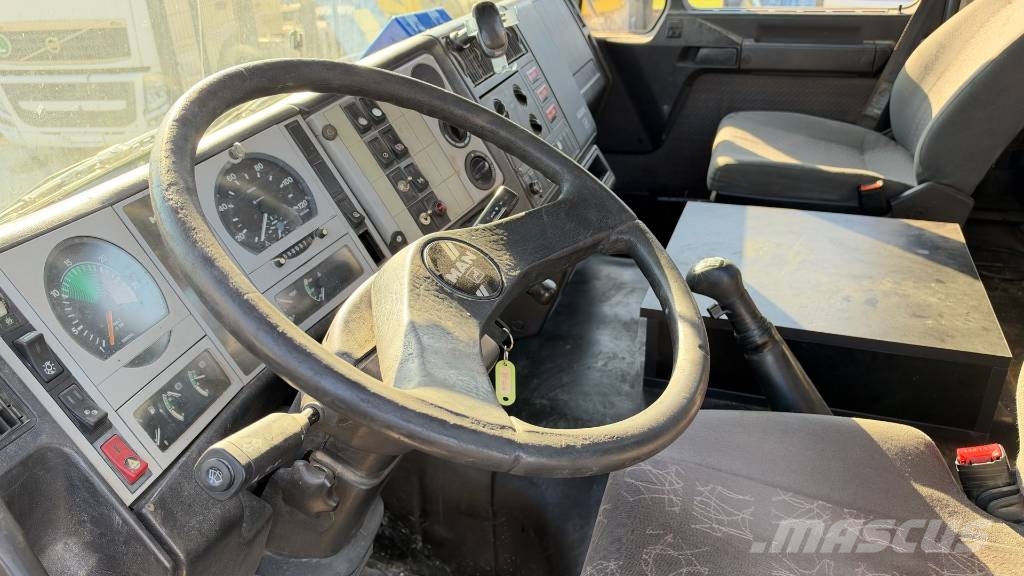 MAN 27.403 6X4 3 sided tipper Kiperi kamioni