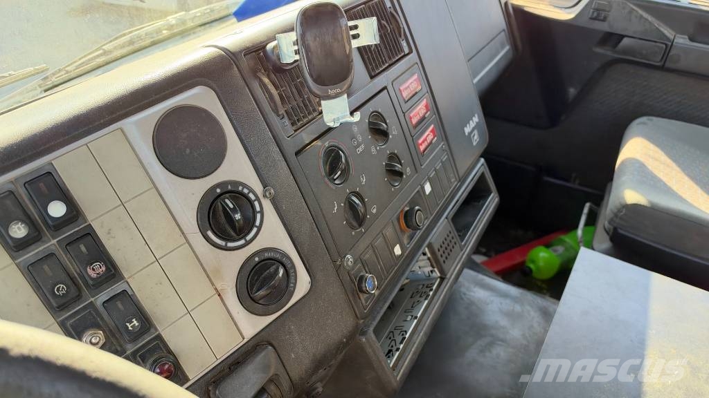 MAN 27.403 6X4 3 sided tipper Kiperi kamioni