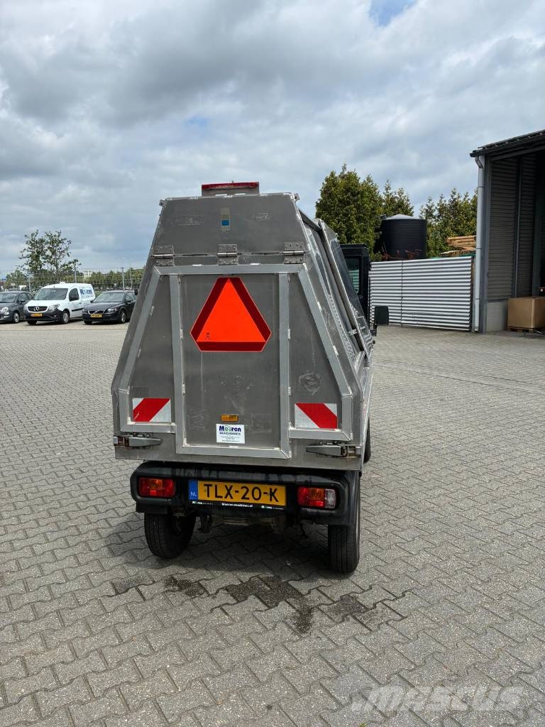 Goupil G4 elektrische wagen met afval container Camion dei rifiuti