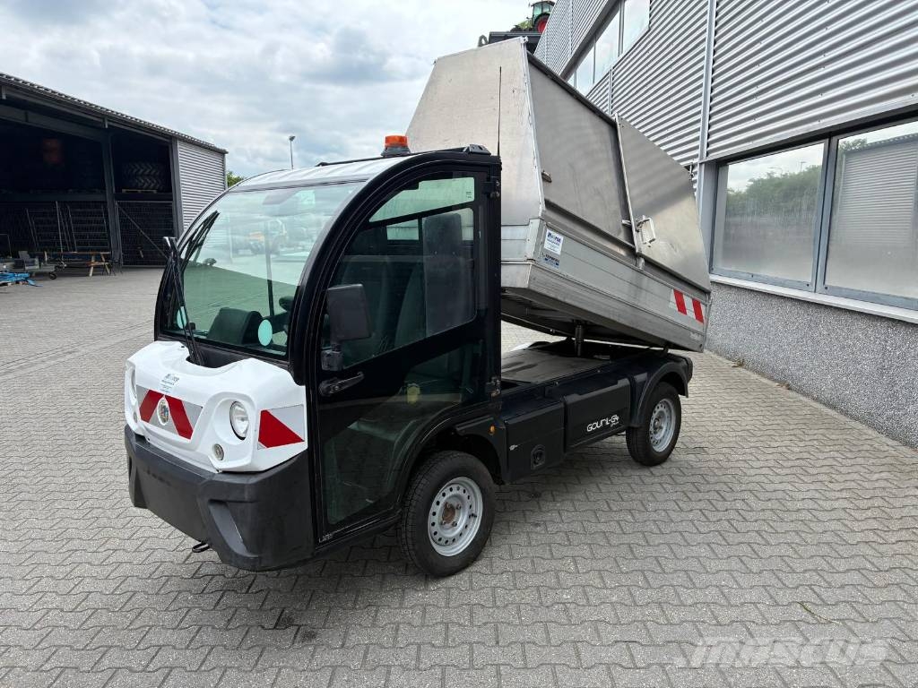 Goupil G4 elektrische wagen met afval container Camion dei rifiuti