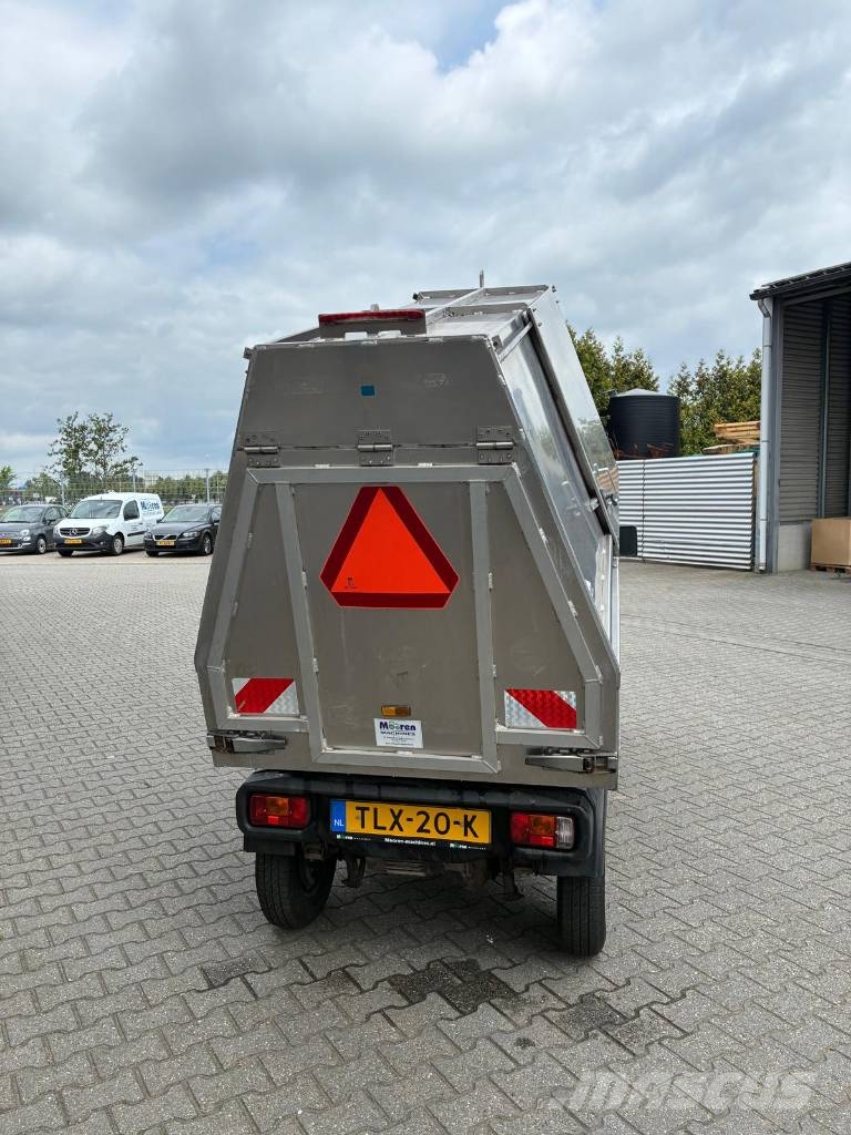 Goupil G4 elektrische wagen met afval container Camion dei rifiuti