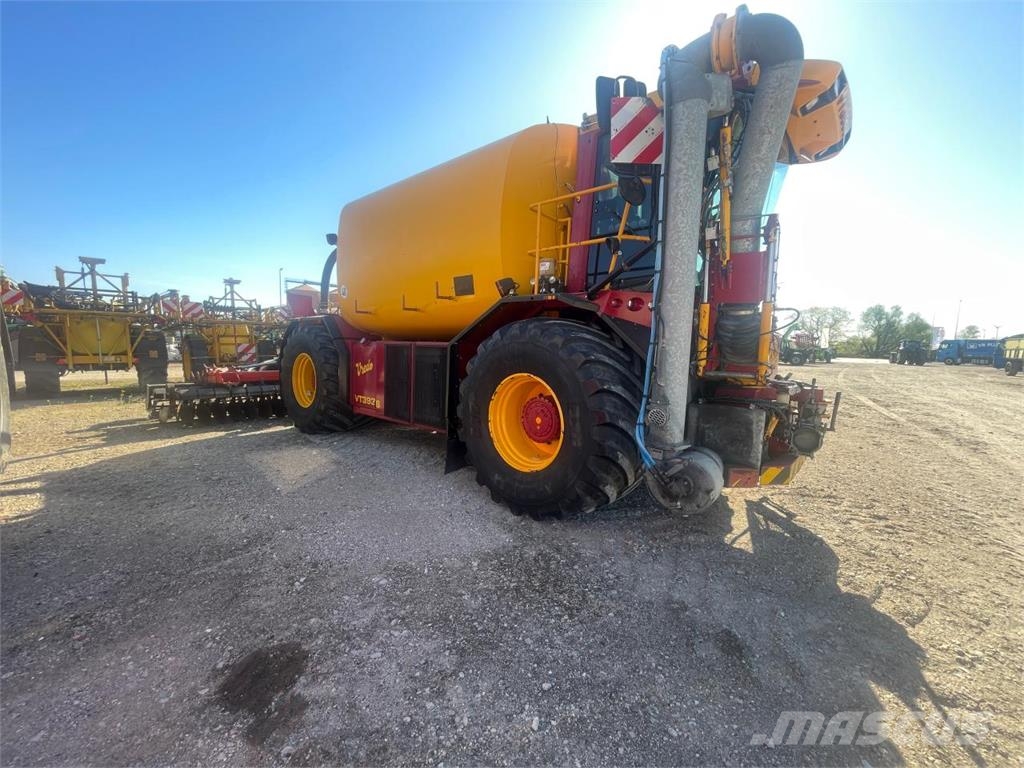 Vredo VT 3936 Gülletankwagen