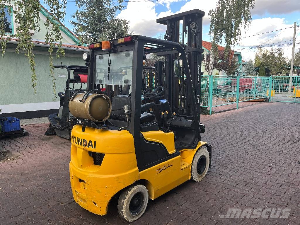 Hyundai HALLA 15L-7 LPG V-4188 IO Камиони с АГУ