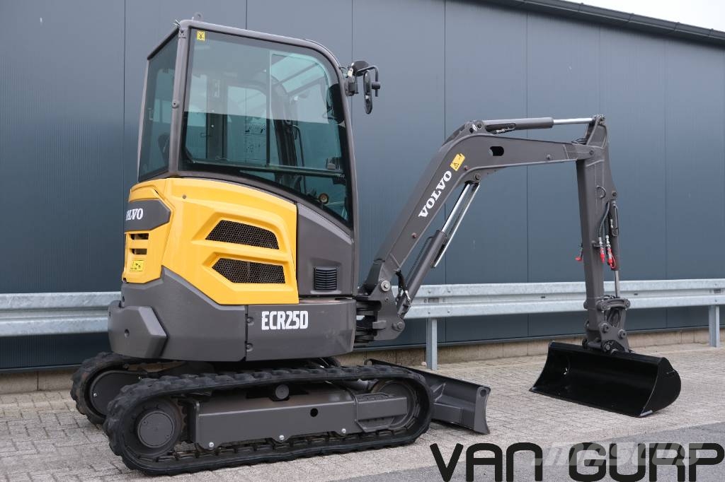 Volvo ECR 25 D | 2016 | 2763h حفارات صغيرة أقل من 7 طن (حفارات صغيرة)