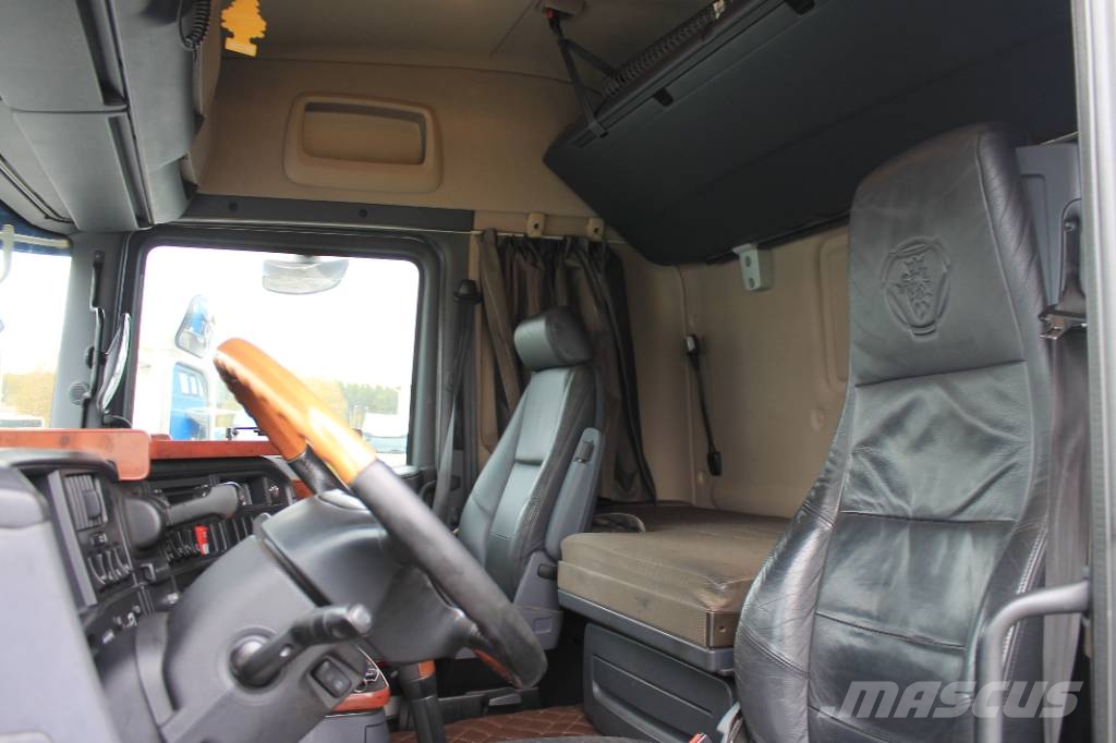 Scania R560 6x2 RETARDER Sadulveokid