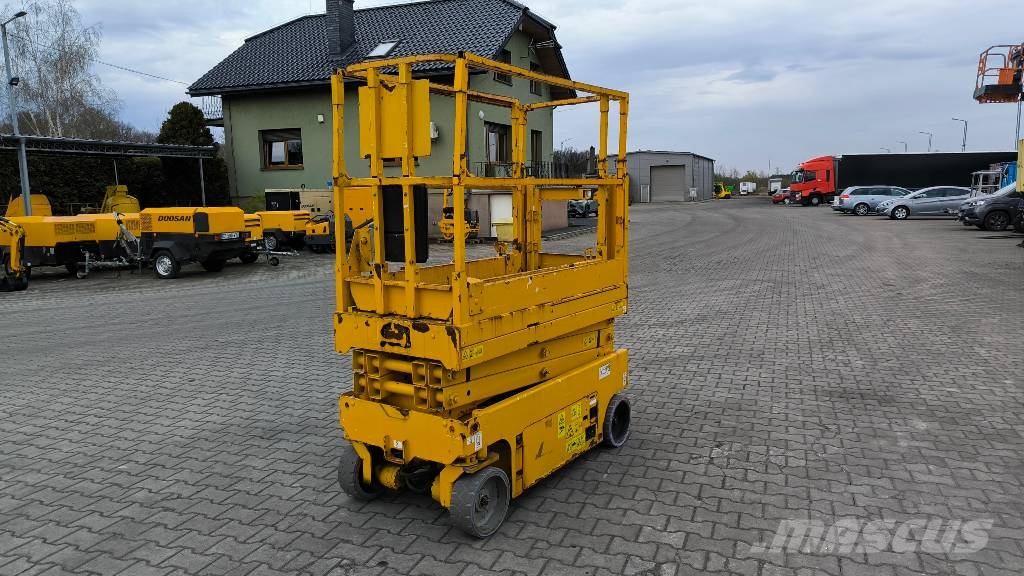 Genie GS 1532 Nožnicové zdvíhacie plošiny