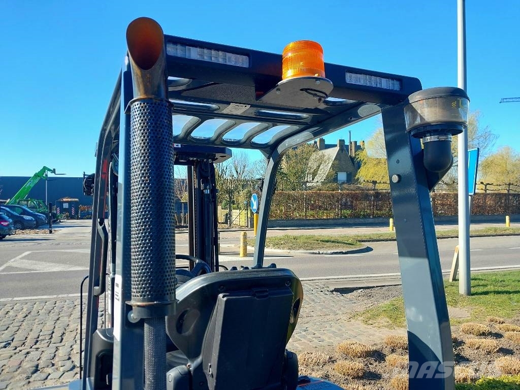 Toyota 52-8 FD F 25 Diesel forklifts