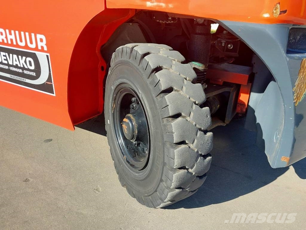 Toyota 52-8 FD F 25 Diesel forklifts