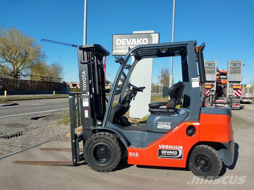 Toyota 52-8 FD F 25 Diesel forklifts