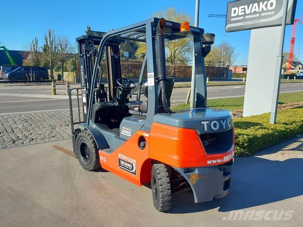 Toyota 52-8 FD F 25 Diesel forklifts