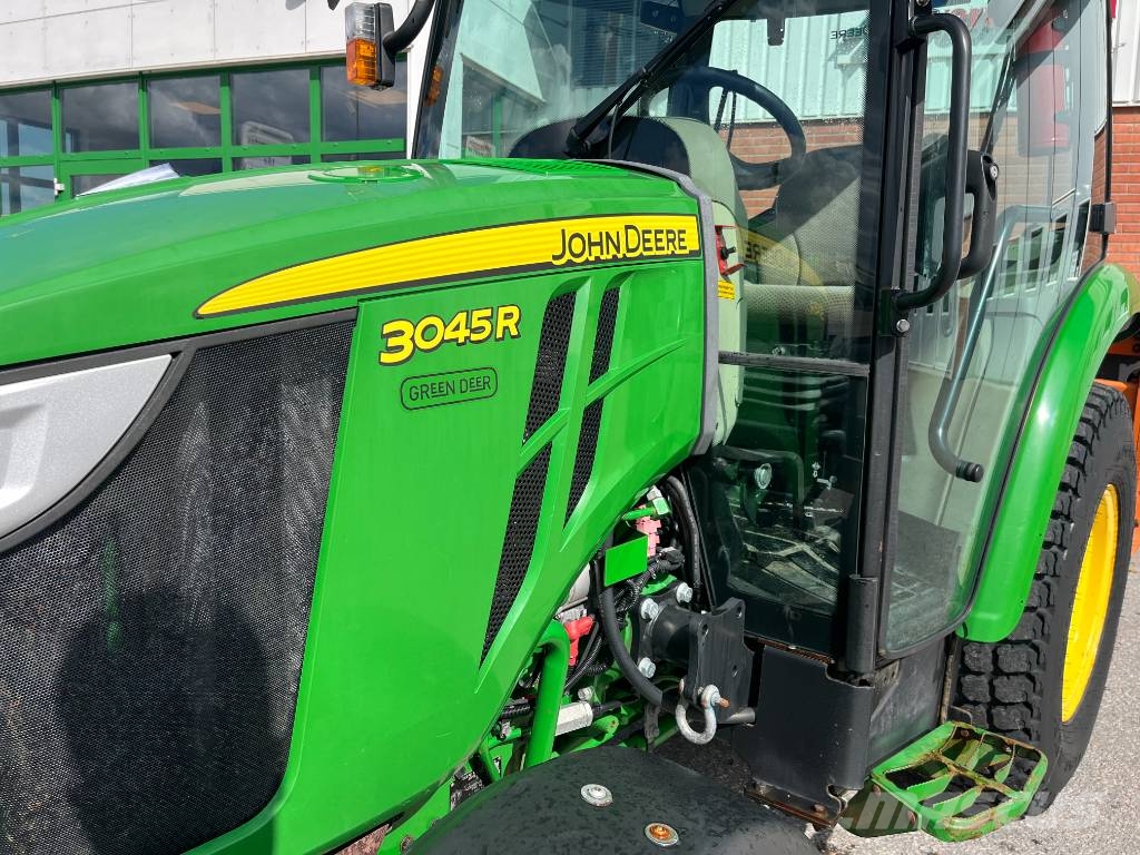 John Deere 3045 R Tractores compactos