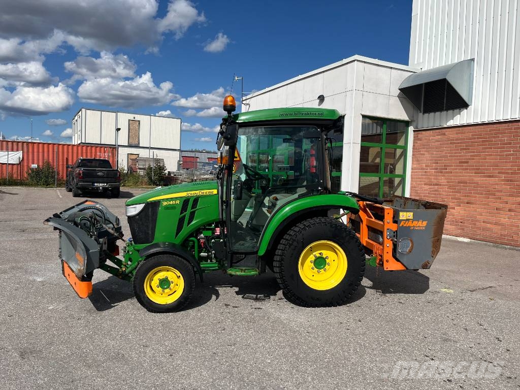 John Deere 3045 R Tractores compactos