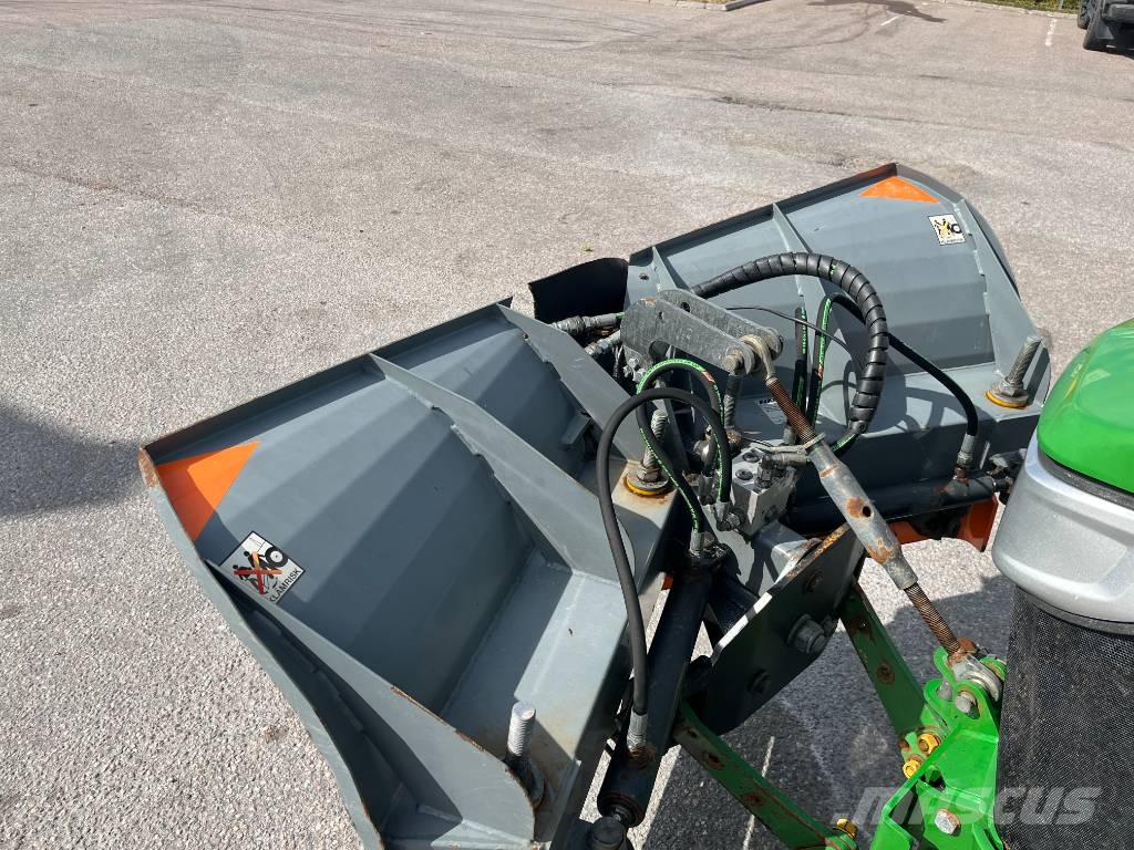 John Deere 3045 R Tractores compactos