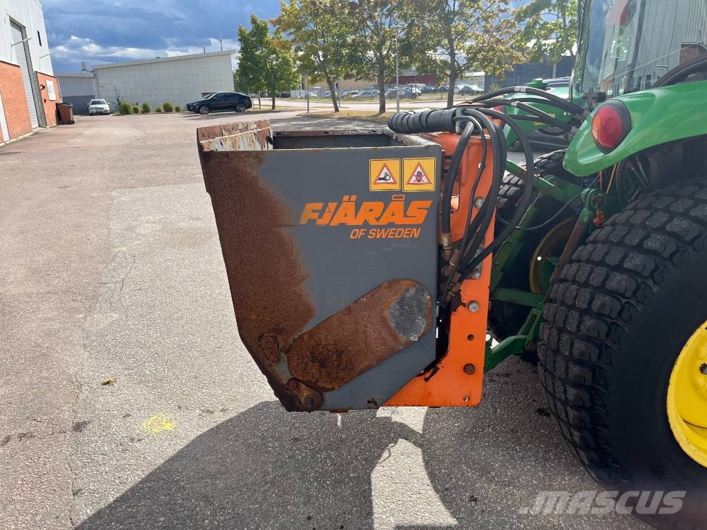 John Deere 3045 R Tractores compactos